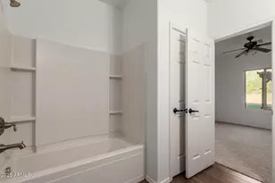 27321 N 51st Glen, Phoenix, AZ 85083 - Photo 38