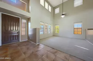 8232 W Crocus Dr, Peoria, AZ 85381 - Photo 10