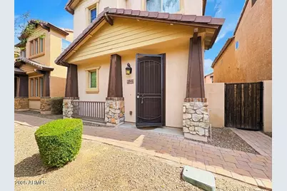 2048 E Heartwood Lane, Phoenix, AZ 85022 - Photo 1