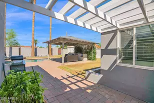 1704 E Solano Dr, Phoenix, AZ 85016 - Photo 30