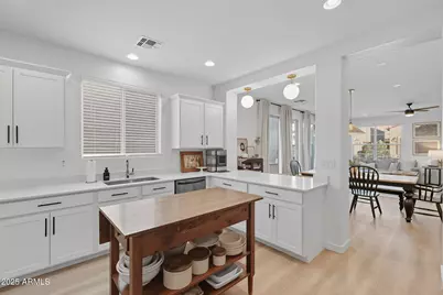 2933 N Augustine --, Mesa, AZ 85207 - Photo 12