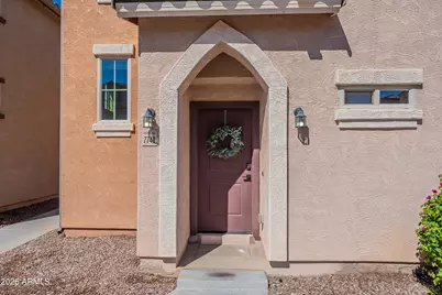 7740 W Pipestone Place, Phoenix, AZ 85035 - Photo 2