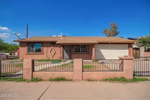 7062 W Garfield St, Phoenix, AZ 85043 - Photo 1