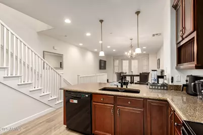 2444 E Montecito Avenue, Phoenix, AZ 85016 - Photo 16