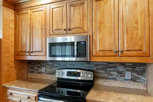 10409 E Silvertree Dr, Sun Lakes, AZ 85248 - Photo 14