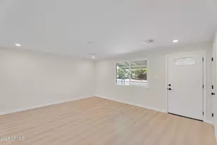 3545 E Friess Dr, Phoenix, AZ 85032 - Photo 6