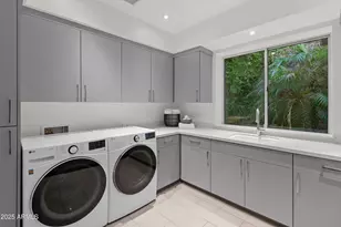 5501 E San Miguel Ave, Paradise Valley, AZ 85253 - Photo 62