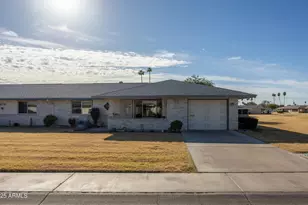 10019 W Shasta Dr, Sun City, AZ 85351 - Photo 1