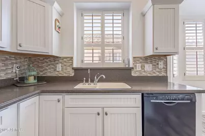 18083 W Douglas Way, Surprise, AZ 85374 - Photo 16