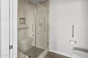 17850 N 68th St, Phoenix, AZ 85054 - Photo 12