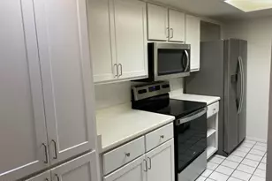 1021 S Greenfield Rd, Mesa, AZ 85206 - Photo 4