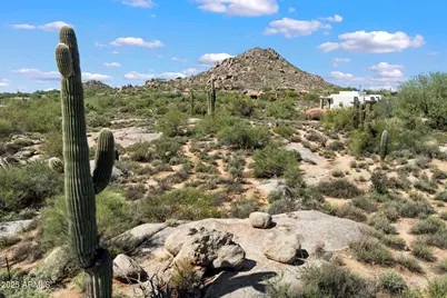 8082 E Dove Valley Road, Scottsdale, AZ 85266 - Photo 2