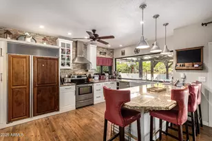 7220 W Larkspur Dr, Peoria, AZ 85381 - Photo 8