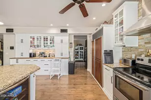 7220 W Larkspur Dr, Peoria, AZ 85381 - Photo 10