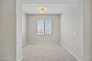 2511 W Queen Creek Rd, Chandler, AZ 85248 - Photo 10