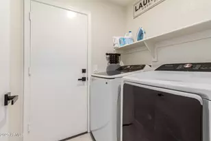 7415 W Crest Ln, Glendale, AZ 85310 - Photo 30