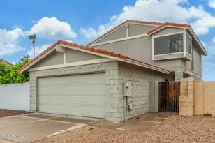 1962 N Blackstone Dr, Chandler, AZ 85224 - Photo 8