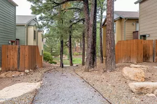 1398 E Scarlet Dr, Flagstaff, AZ 86001 - Photo 30