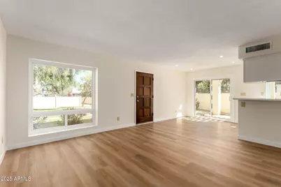 8635 S 48th Street #3, Phoenix, AZ 85044 - Photo 2