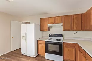 11602 W Bloomfield Rd, El Mirage, AZ 85335 - Photo 12