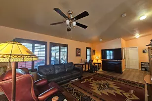 650 N Hawes Rd, Mesa, AZ 85207 - Photo 2
