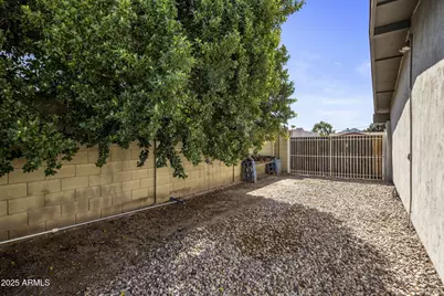 116 W Seminole Drive, Phoenix, AZ 85023 - Photo 30