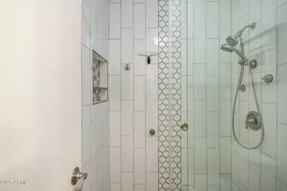 116 W Seminole Drive, Phoenix, AZ 85023 - Photo 18