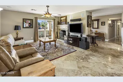 116 W Seminole Drive, Phoenix, AZ 85023 - Photo 12