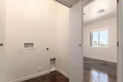 393 W Seagoe Avenue #B, Coolidge, AZ 85128 - Photo 16