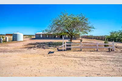 21024 W Montgomery Road, Wittmann, AZ 85361 - Photo 38