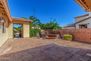 2585 E Carob Dr, Gilbert, AZ 85298 - Photo 8