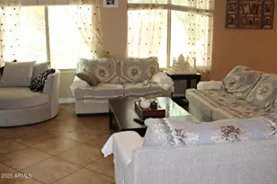 2585 E Carob Dr, Gilbert, AZ 85298 - Photo 54