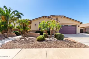 2585 E Carob Dr, Gilbert, AZ 85298 - Photo 1