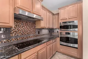 2585 E Carob Dr, Gilbert, AZ 85298 - Photo 24