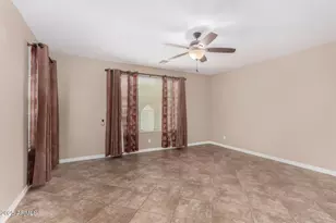 2585 E Carob Dr, Gilbert, AZ 85298 - Photo 26