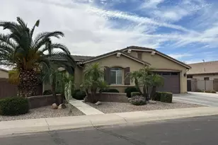 2585 E Carob Dr, Gilbert, AZ 85298 - Photo 48