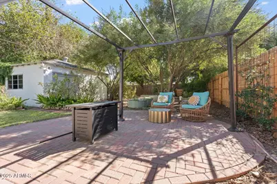 1113 W Glenrosa Avenue, Phoenix, AZ 85013 - Photo 22