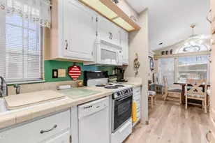 611 S Ironstone Dr, Apache Junction, AZ 85119 - Photo 14