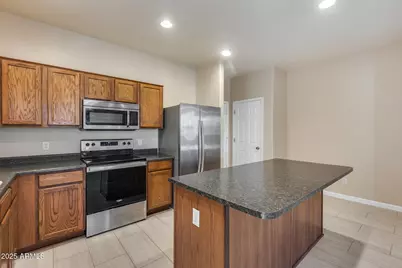 9 N 87th Lane N, Tolleson, AZ 85353 - Photo 20