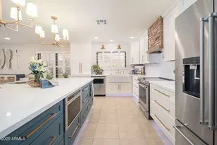 18823 N 97th Ln, Peoria, AZ 85382 - Photo 4