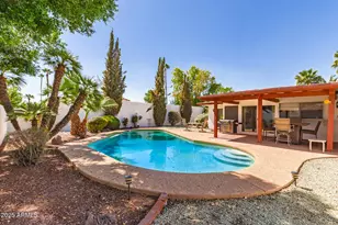 943 N Segovia Dr, Litchfield Park, AZ 85340 - Photo 26