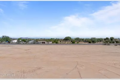 21151 W Duane Lane #-, Wittmann, AZ 85361 - Photo 4