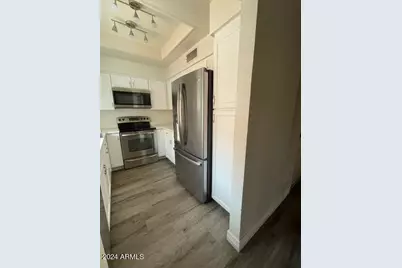 5640 E Bell Road #1031, Scottsdale, AZ 85254 - Photo 10
