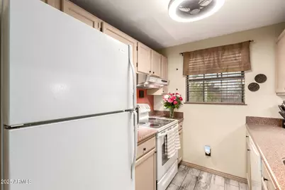 8888 N 47th Avenue #101, Glendale, AZ 85302 - Photo 12