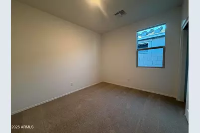 24207 W Bowker Street, Buckeye, AZ 85326 - Photo 6