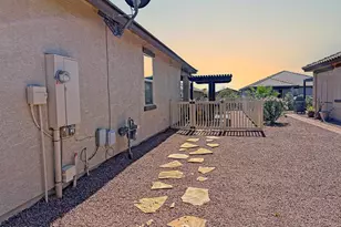 41767 W Sagebrush Ct, Maricopa, AZ 85138 - Photo 4