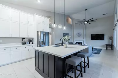 21525 N 58th Drive, Glendale, AZ 85308 - Photo 8