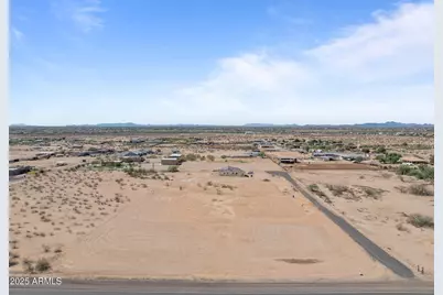 211Xx N Duane Lane #-, Wittmann, AZ 85361 - Photo 8