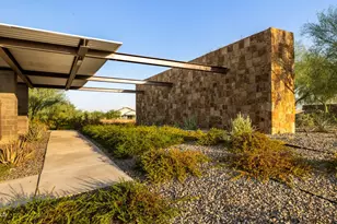 5818 E Zachary Dr, Phoenix, AZ 85054 - Photo 28