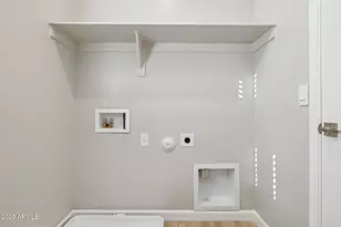 5818 E Zachary Dr, Phoenix, AZ 85054 - Photo 22